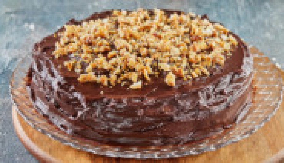 ČEMBERLEN TORTA KRALJICA SVEČANE TRPEZE Kremasta i puna fila, a razvaljuje ukusom