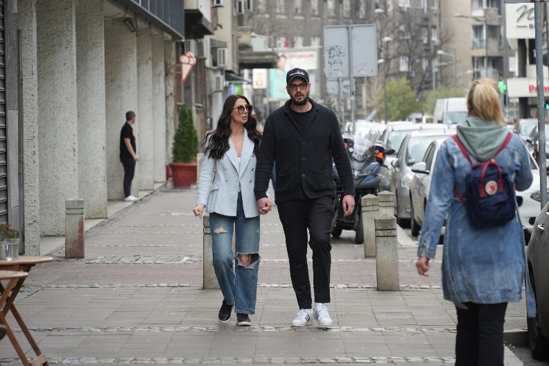 NAŠA PEVAČICA (35) PROGOVORILA O BOLESTI Život je morala da promeni iz korena nakon ovog saznanja: "Svi koji se borite sa..."