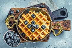 BAKIN KOLAČ SA JOGURTOM MIRIŠE NA DETINJSTVO Zbog njega se krši svaka dijeta