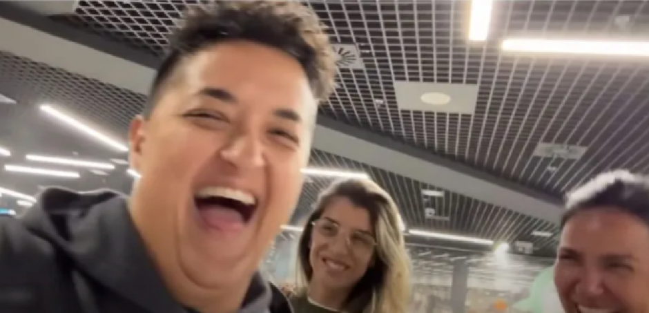 MARIJA ŠERIFOVIĆ SA JOVANOM PAJIĆ NAPUSTILA DRŽAVU Evo gde se pevačice sada nalaze! (FOTO)