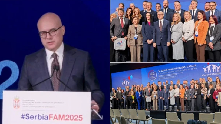 SRPSKA PORODICA JE SAČUVALA VERU I NACIJU Savetnik predsednika za regionalna pitanja Vučević zatvorio konferenciju o demografskim izazovima