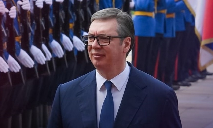 HRVATI OPSEDNUTI VUČIĆEM: Sada im smeta i pohvala!