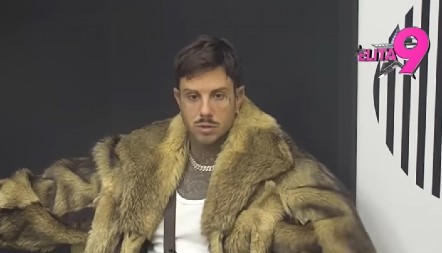 NOVA GEJ AFERA U ELITI? Filip Đukić u akciji sa ovim muškarcem, isplivao snimak poljupca! (VIDEO)