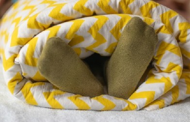 KO NE SME DA SPAVA U ČARAPAMA?  Ako imate ovu dijagnozu, nemojte to raditi