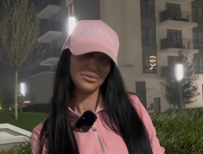 "PONOSNA SAM ŠTO NE ZNAM TABLICU MNOŽENJA" Naša starleta šokirala izjavom, pa ponudila popust na sajtu za odrasle: "Još samo danas ova cena" (FOTO)