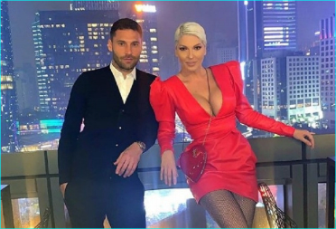 OVO NIKO NIJE ZNAO! Duško Tošić redovno ide kod ove naše pevačice, vodi i ćerke, a ona sada u sve umešala Karleušu i razvezala jezik