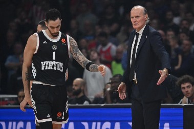 JEDNOM ZVEZDA, UVEK ZVEZDA Duško Ivanović oduševio "delije"