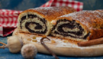 MIRISNA ŠTRUDLA SA MAKOM ZA SAVRŠENU NEDELJU Po starom receptu na kom su odrasle generacije