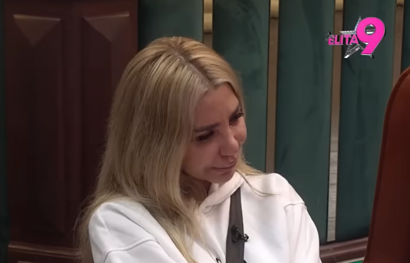 ANELI AHMIĆ SE RASULA U KOMADE! Jeca i kuka na sav glas, evo šta se desilo!