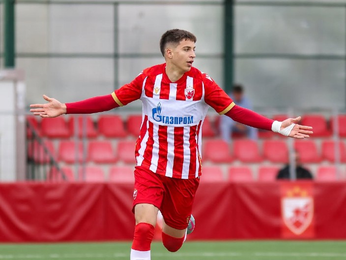 STOPAMA MAKSIMOVIĆA I KOSTOVA Zvezda protiv Mladosti lansira novog bisera