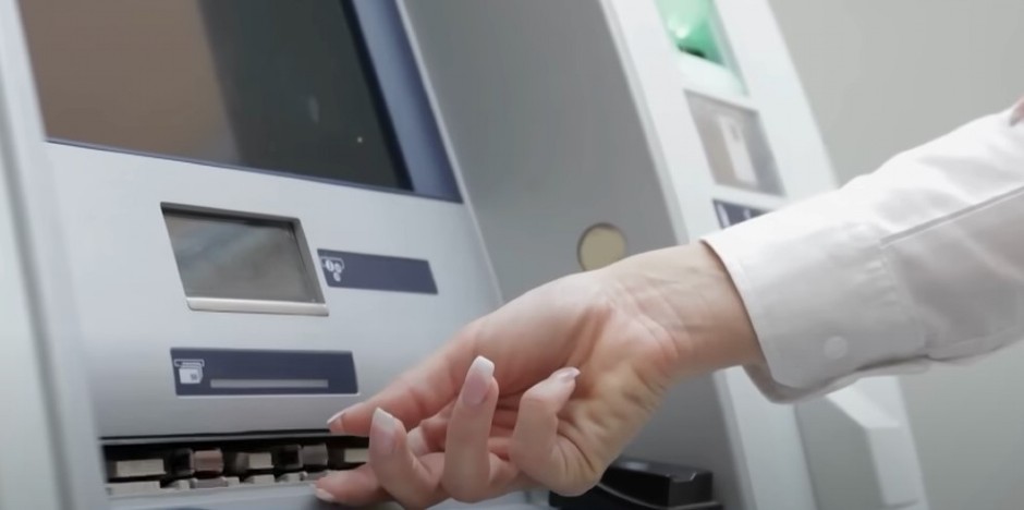 Optužba za zaveru – milioni korisnika kreditnih kartica će dobiti odštetu