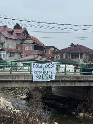 BLOKADERI ZAKUKALI ZBOG SKUPA U NOVOM PAZARU: Gnevni što nemaju podršku, pljuju po sugrađanima: "Dokle više ovako? Brukate nas!"
