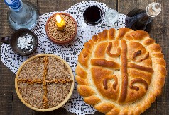 ŠTA SE RADI SA SLAVSKOM POGAČOM KOJA OSTANE NAKON SLAVE? Evo šta je jedino ispravno