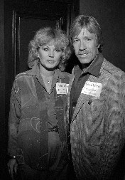 UMRLA PRVA ŽENA ČAKA NORISA Ovako se glumac oprostio od nje: "Te godine značile su mi sve"