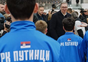 "SREĆAN SAM ŠTO SAM KOD SVAKOG DETETA VIDEO OSMEH" Oglasio se Vučić nakon posete Rumi