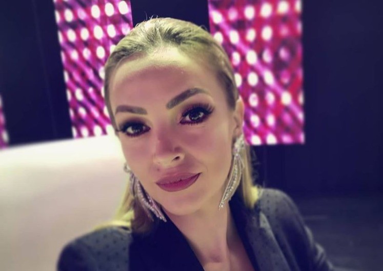 "TAKVE KAO ŠTO SI TI PLAĆAM 50 EVRA" Pevačicu gost na svadbi fizički napao! 