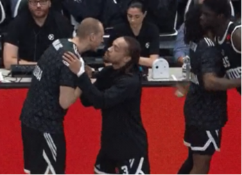 EVROLIGA PODELILA URNEBESAN SNIMAK Smailagić naučio saigrača kako se pozdravlja u Srbiji