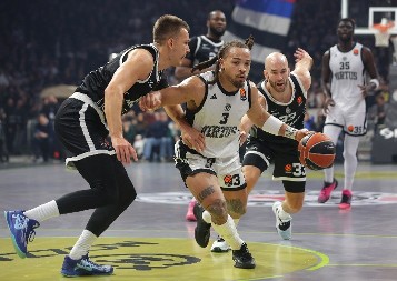 UDARAC ZA CRNO-BELE Povredio se najbolji košarkaš