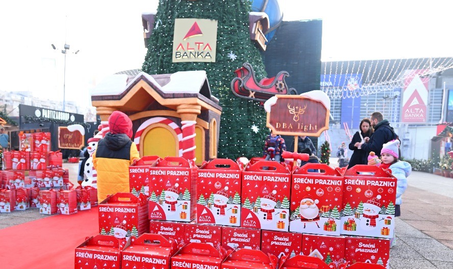 ALTA banka širi duh zajedništva: pokloni, osmesi i praznična atmosfera u „Čarobnoj zimi“ na platou Arene