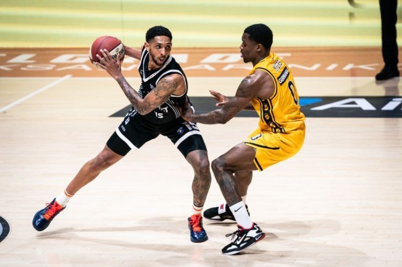 JEDINSTVO JE NAJVAŽNIJE Pejn veruje da Partizan čekaju bolji dani