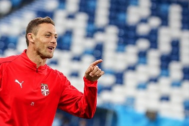 UGASIO IH JE Nemanja Matić razbio prvokatore Džaku i Saćirija
