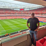 RIJALITI UČESNIK DANAS ZARAĐUJE MILIONE Niko nije verovao u njega, umalo propao, a sada je fudbalski menadžer (FOTO)