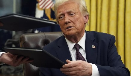 ''U PET MINUTA SMO REŠILI BAREM 3 PROBLEMA'' Tramp na sastanku sa Netanjahuom 