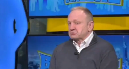 DRUŽE SE U KAFANI I NEŠTO U TAJNOSTI SMIŠLJAJU: Novi poverenik je Đilasov čovek?! (FOTO)