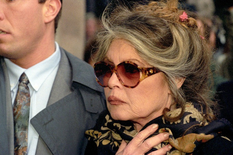 "KLERONACISTKINJA KOJA JE ODBACILA SVOJE DETE" Bridžit Bardo nakon smrti na udaru! 