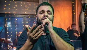 COBY ZAPALIO BEOGRAD U KLUBU THE MONEY U BETON HALI Rastin nastup postao tradicija prestoničkog noćnog života