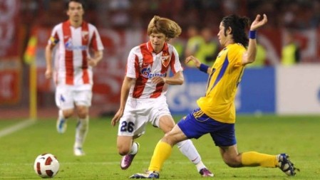 SA 17 GODINA DOLAZIO NA TRENING U BMW-u, OSVOJIO SVETSKO PRVENSTVO Gde je nestao Zvezdin "novi Piksi"? Bio je veliki talenat, završio karijeru sa 29 godina i vratio se na "Marakanu" u drugačijoj ulozi