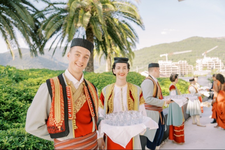 VIC DANA Zašto Crnogorci beže u Bosnu?