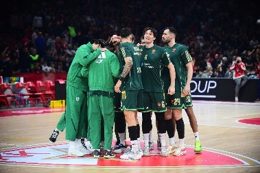 OD CIFRE ĆE VAM SE ZAVRTETI U GLAVI Procurile plate košarkaša Panatinaikosa, nestvarne sume