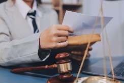 ODBIO TEST NA DROGE U BUDVI Taksista iz Berana osuđen na 21 dan zatvora