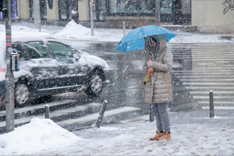 ''ILI PLATI 700 EVRA, ILI NAPOLJE'' Porodična drama zaprepastila region - tetka se umešala i razotkrila sve!