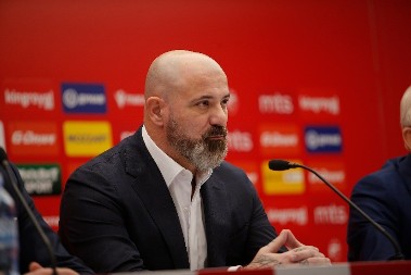 NOVO LICE Stanković dočekao prvog novajliju u Zvezdi