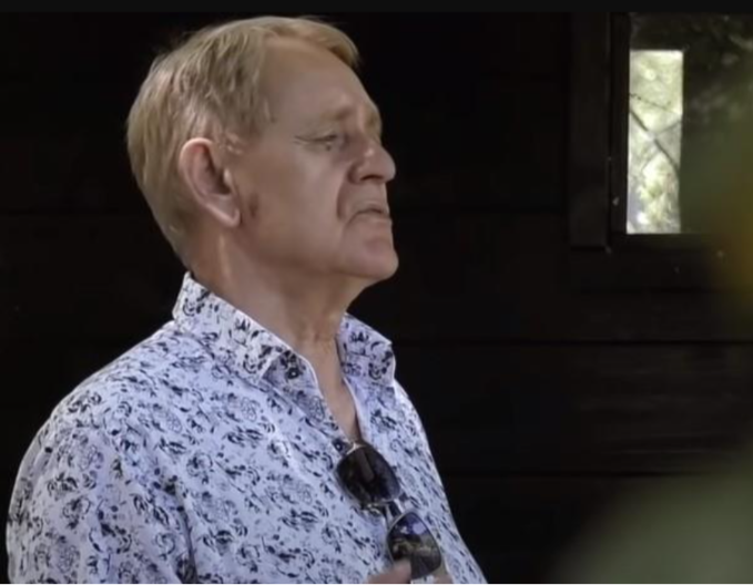 KEMAL MALOVČIĆ ĆERKU NIKADA NIJE SPOMENUO Prelepa glumica sa ocem nije u kontaktu, o njemu nema ništa lepo da kaže