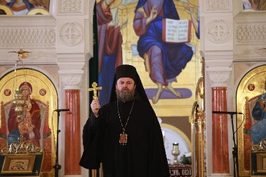 U SRCU SVAKOG ČOVEKA SU I BOG I ĐAVO  – MI BIRAMO KOME SLUŽIMO! Božićni intervju episkopa Stefana za Alo!