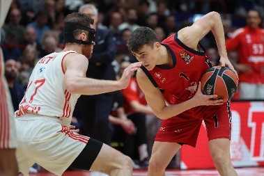 STIGLA ZAMENA ZA DINVIDIJA Pešićev Bajern doveo veliko pojačanje