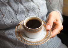 Stavite 1 kašičicu ovoga u kafu: Smanjuje stres i popravlja raspoloženje!