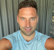 SLAVLJE U PORODICI DUŠKA TOŠIĆA Atina i Nika stigle pravo iz Dubaija! (FOTO)