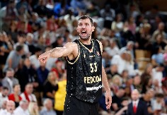 "ŽURIM, SLAVIM BOŽIĆ" Nikola Mirotić posle utakmice sa Partizanom oduševio izjavom