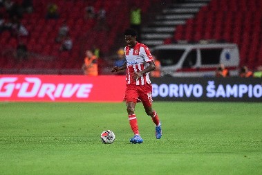 POSAO IZ SNOVA Doskorašnji fudbaler Zvezde pred selidbom u Barselonu