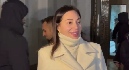 "U PRAVIM JE RUKAMA" Ceca pokazala ko je izvukao pare iz česnice! (FOTO)