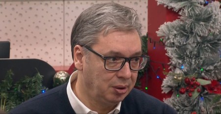 VUČIĆ ZABRINUT ZBOG STANJA U OBRAZOVANJU Blokade i ucene ne smeju da ugroze decu
