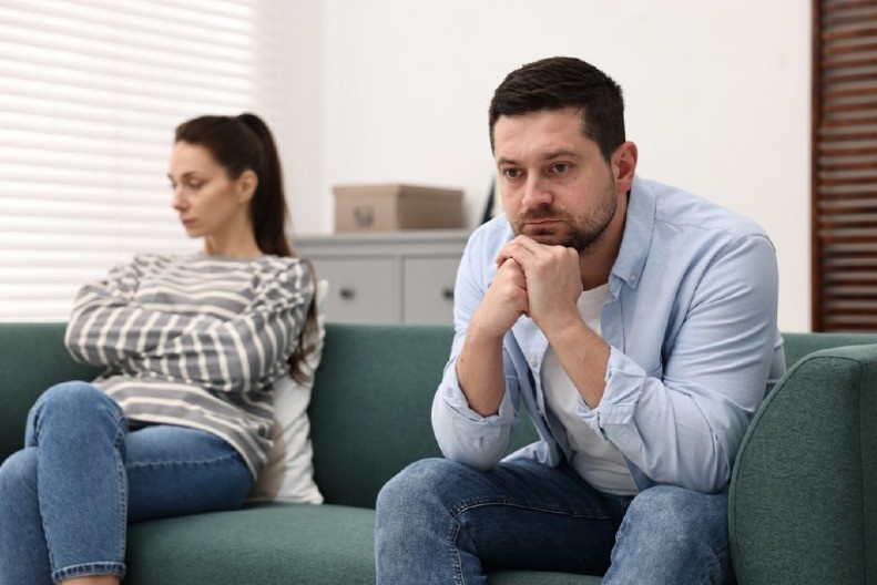 AKO VAS PARTNER VIŠE NE VOLI, PRIMETIĆETE OVE ZNAKOVE Obratite pažnju 