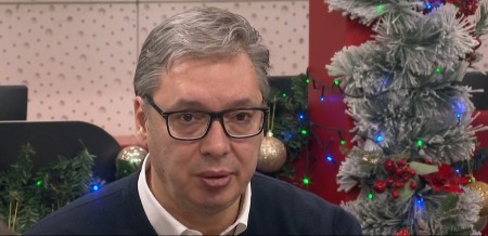 VUČIĆ O NAPADIMA NA PORODICU: „Deca su najteže podnela“
