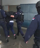 OVO JE OSUMNJIČENI ZA UBISTVO TINEJDŽERA Nenadu zariven nož u vrat na proslavi Božića (VIDEO)