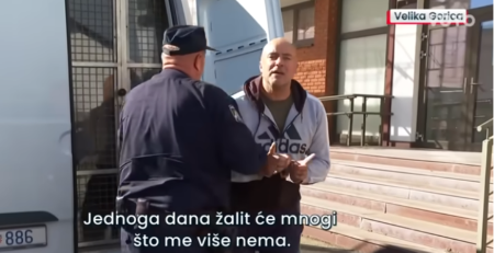 PODIGNUTA OPTUŽNICA PROTIV GLUMCA Tokom privođenja pevao narodnjake