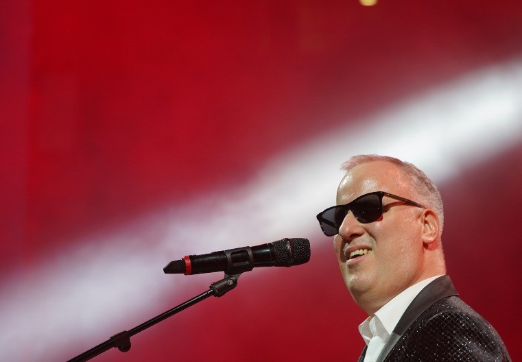 PEVAČ PRIZNAO PRIJATELJIMA Istina o braku Saše Matića konačno otkrivena